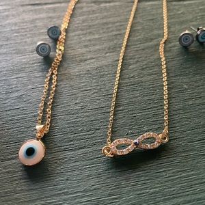 Petra’s Jewelry Items
